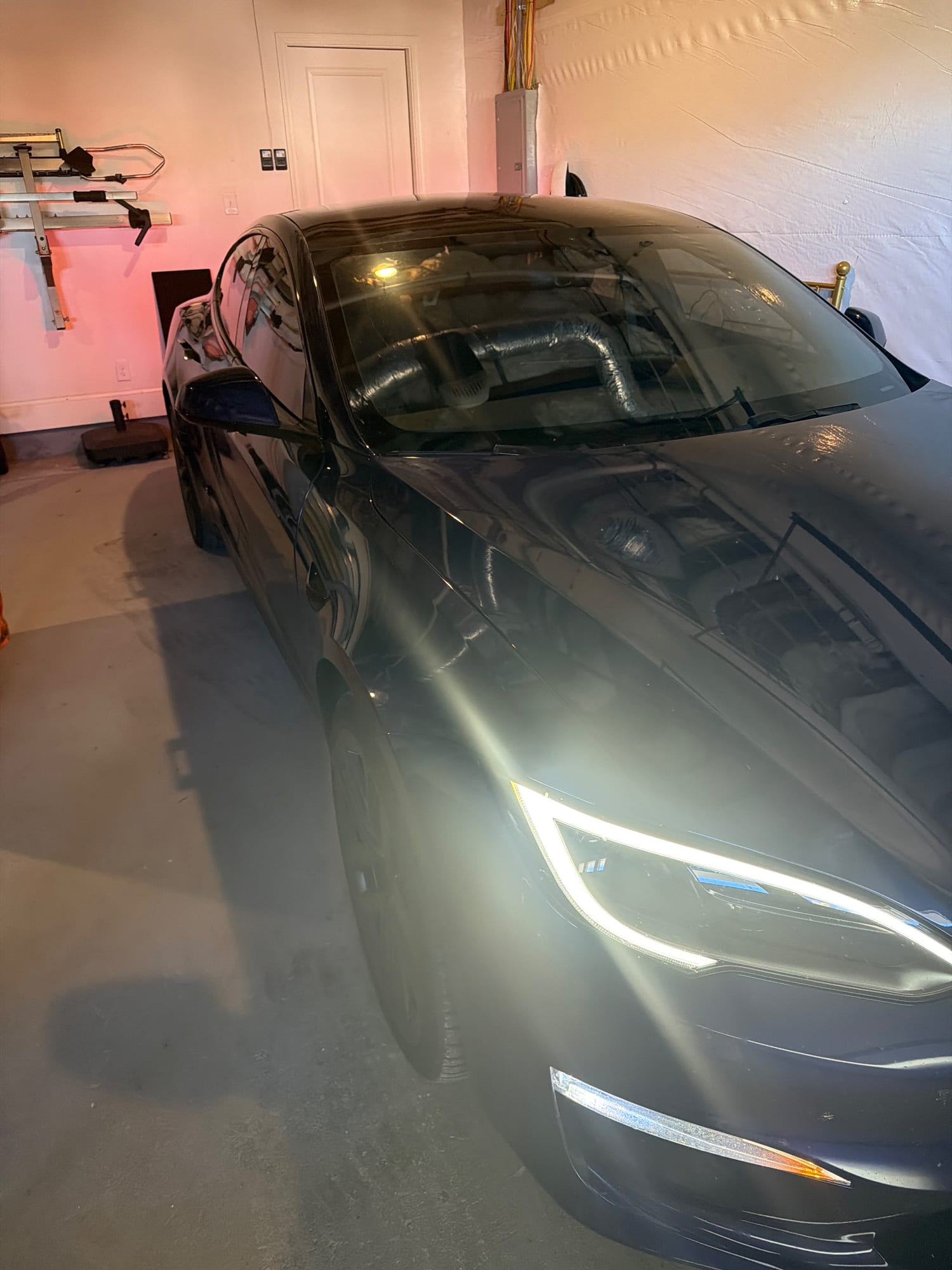 2023 Tesla Model S Plaid — photo 2 of 3