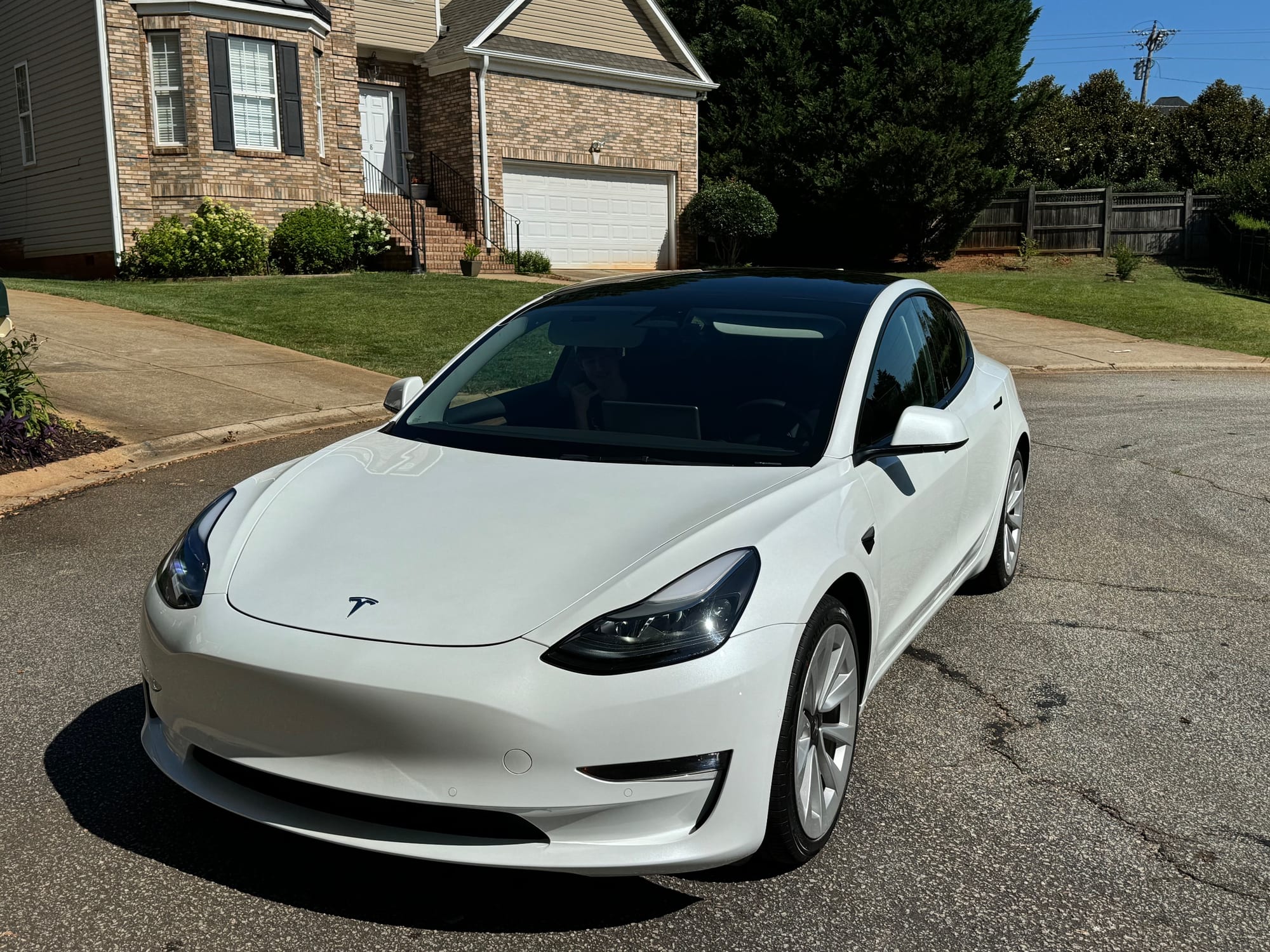 2022 Tesla Model 3 Long Range All-Wheel Drive — photo 2 of 7